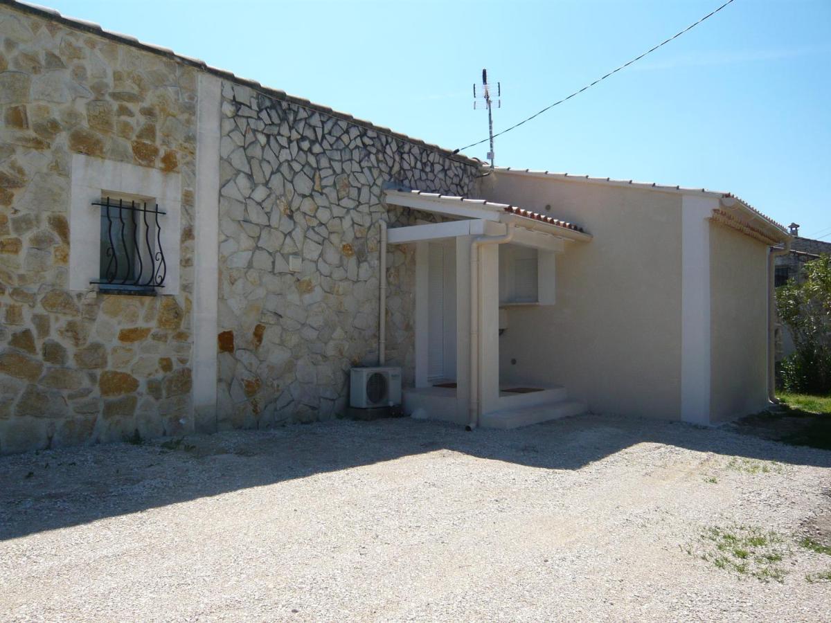 Locations Des Alpilles Apartment Saint-Remy-de-Provence Exterior photo